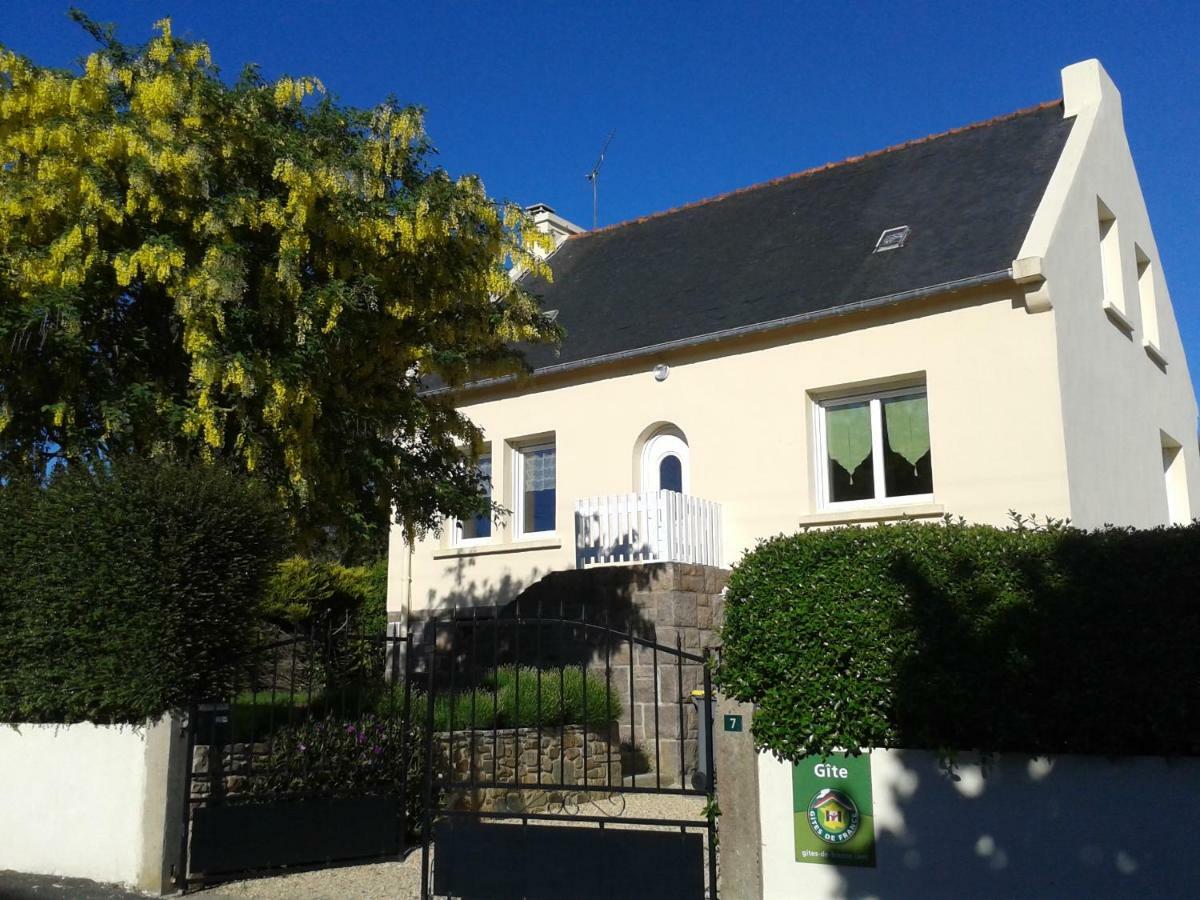 Gite Des Gardiens De Phare Lezardrieux Exterior photo